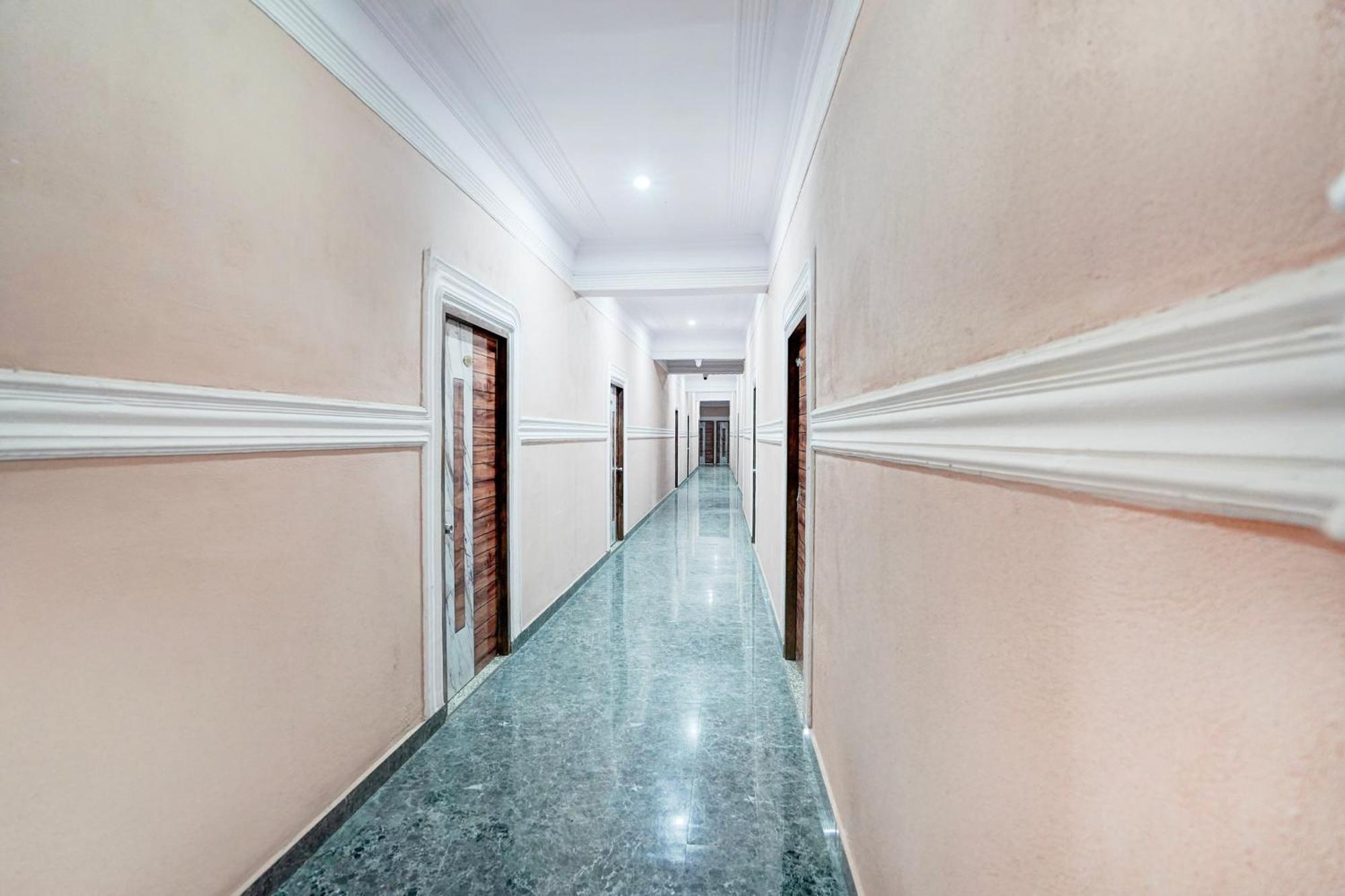 Collection O Shandilya Grand Residency Greater Noida Kültér fotó